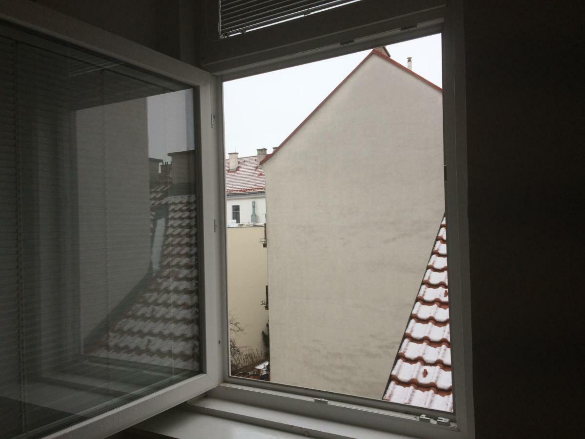 Nice Private Room In Wien Center Bagian luar foto