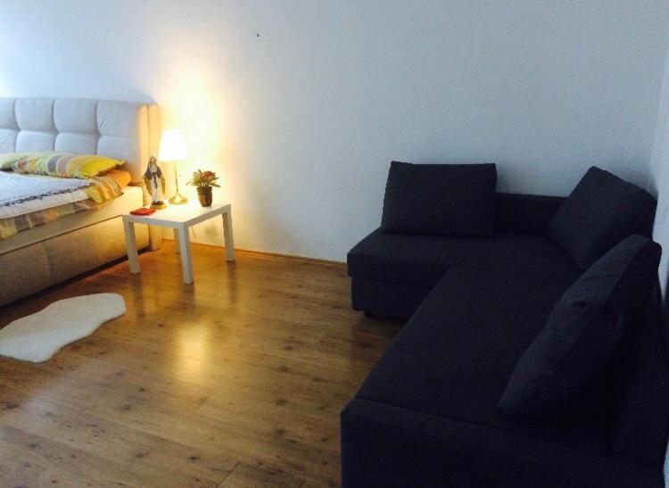 Nice Private Room In Wien Center Bagian luar foto